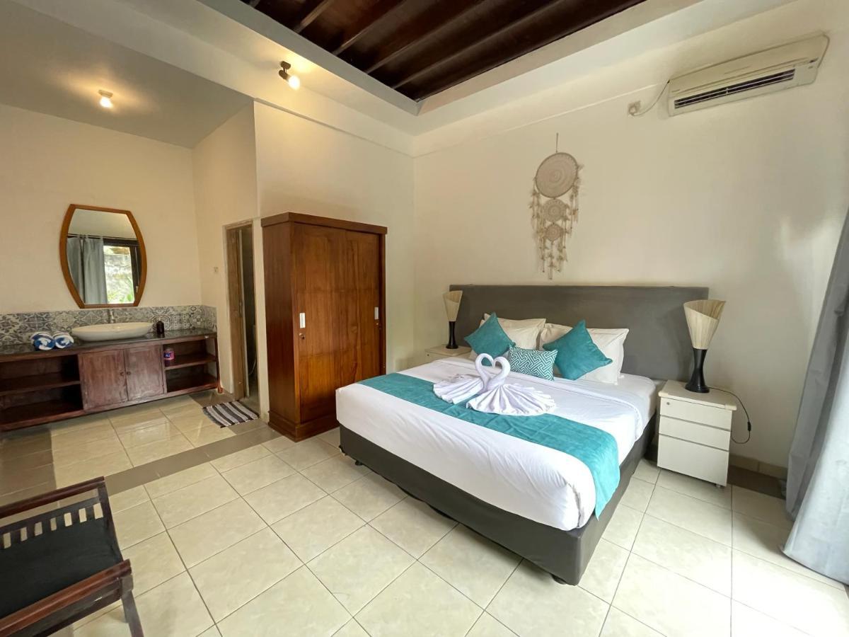 Casa Sessy Legian *